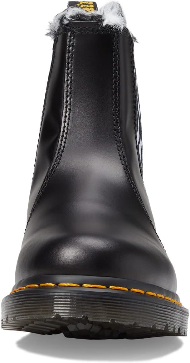Dr. Martens mens 2976 Chelsea Boot Black Atlas