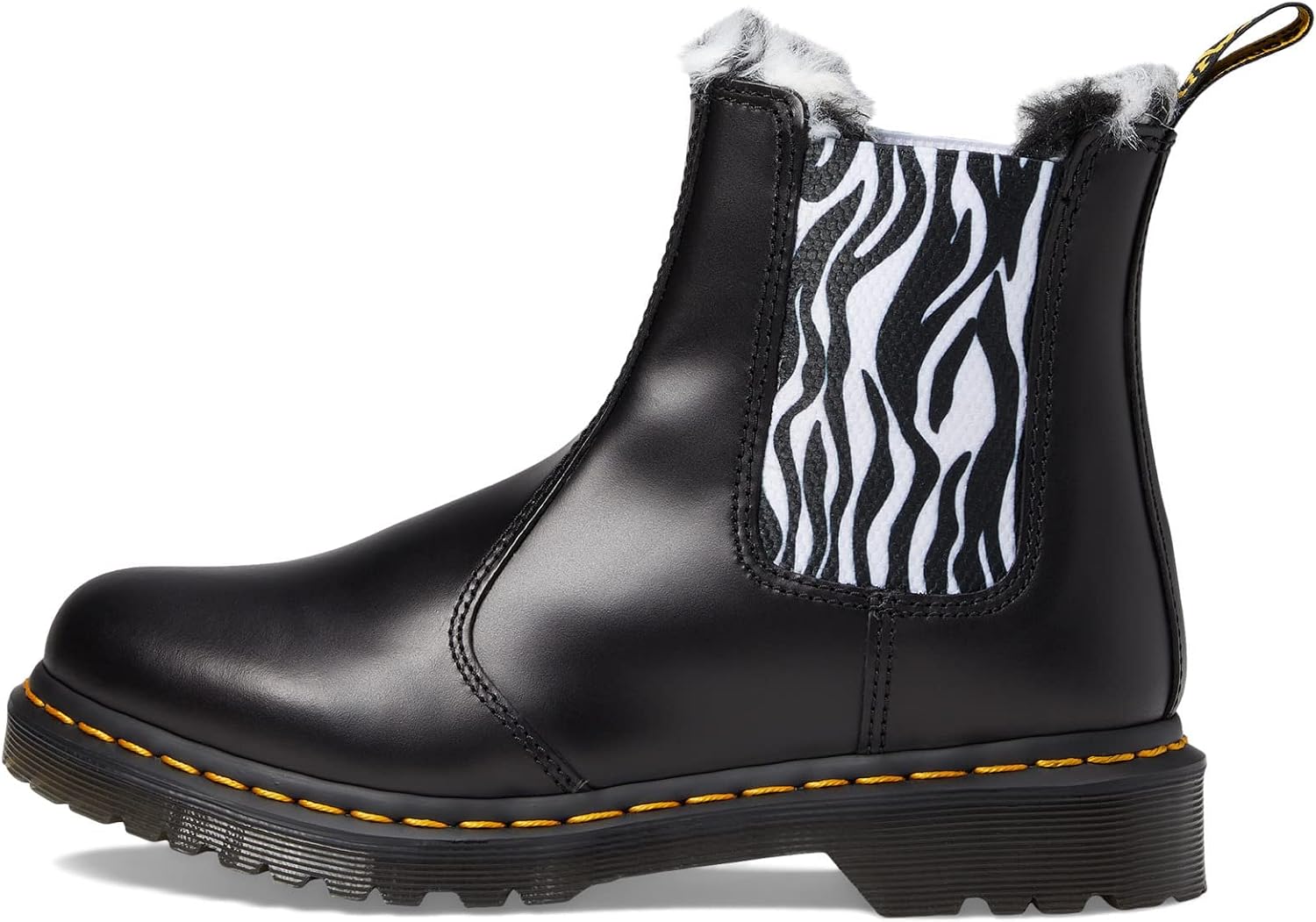 Dr. Martens mens 2976 Chelsea Boot Black Atlas