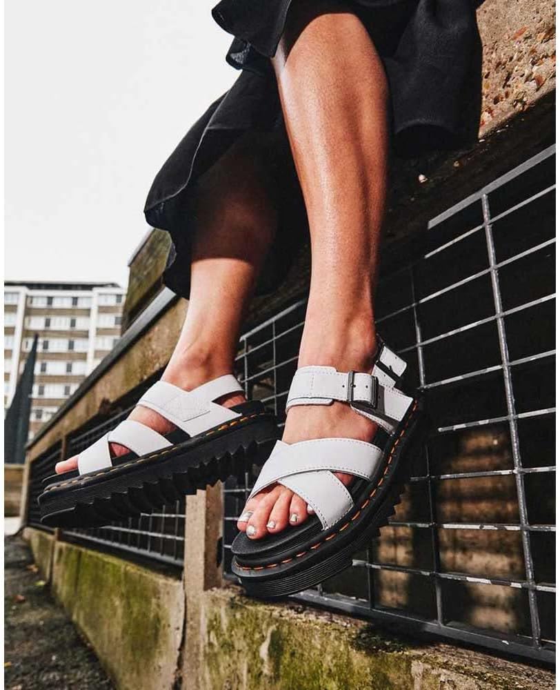 Dr. Martens Voss II White Hydro