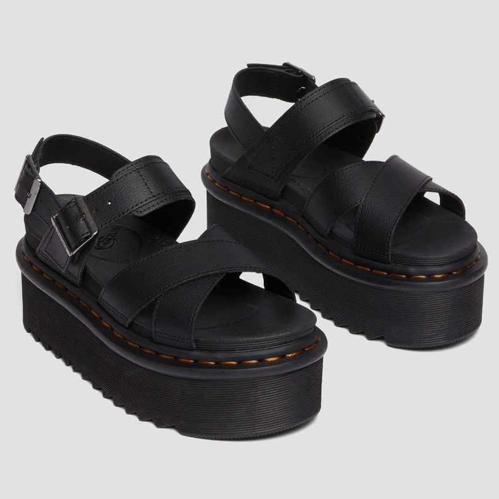 Dr. Martens Voss II Black Athena