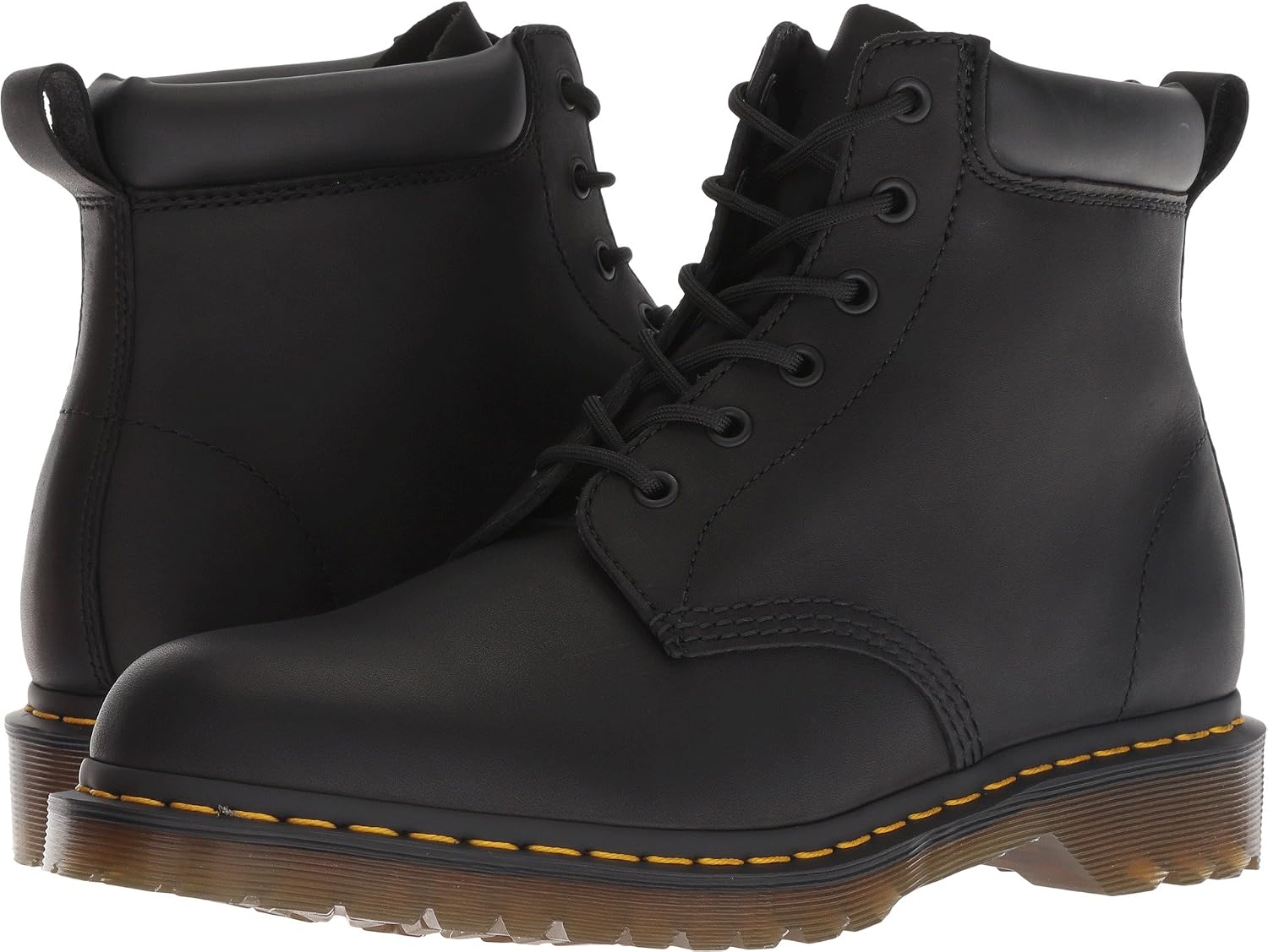 Dr. Martens unisex-adult 0939 Series Black Greasy Boot