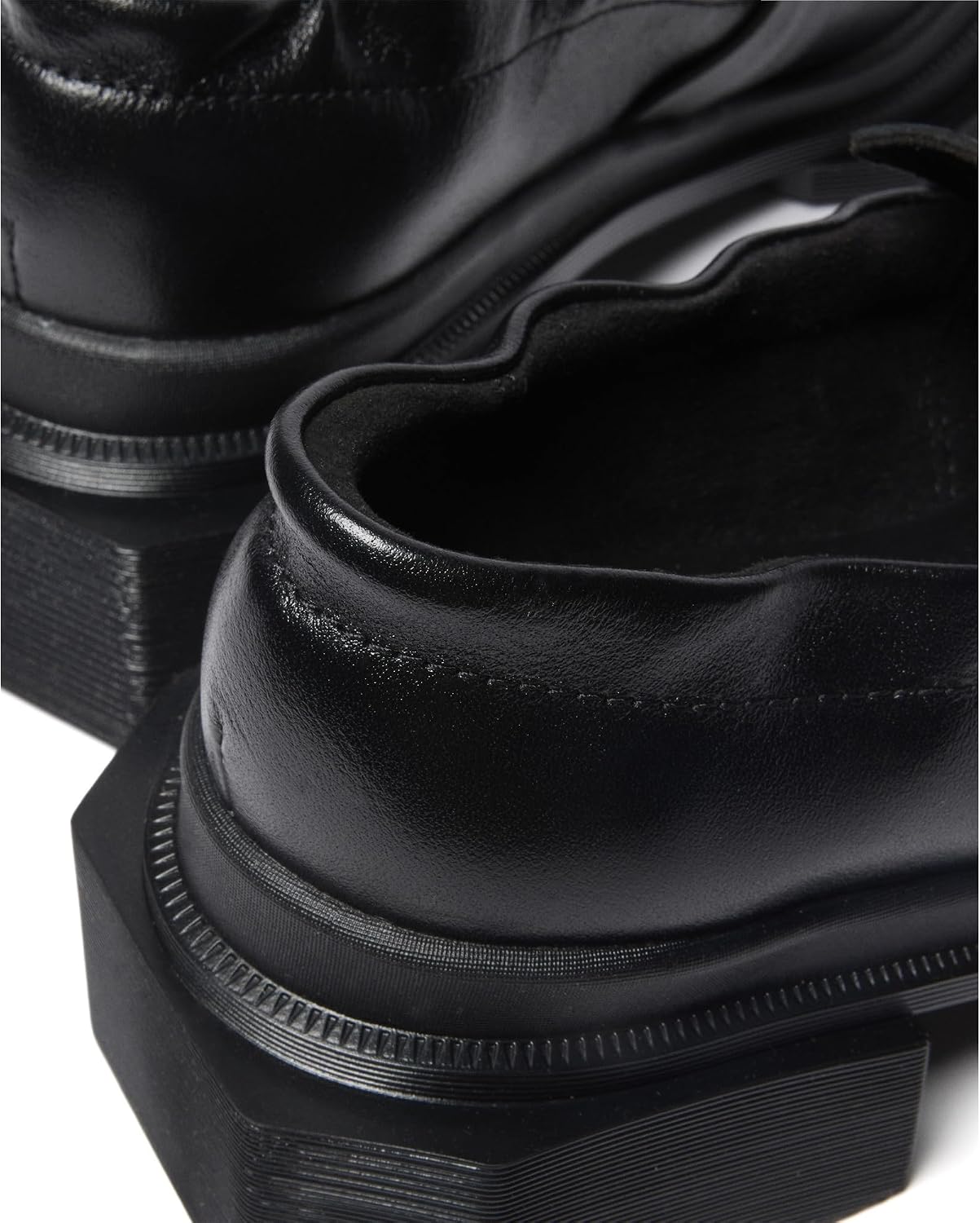 Dr. Martens Womens Maybole Loafer Black Milled Gloss