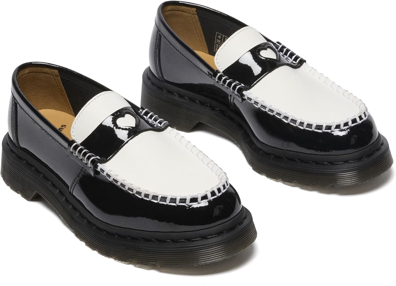 Dr. Martens Womens Penton Heart BlackWhite