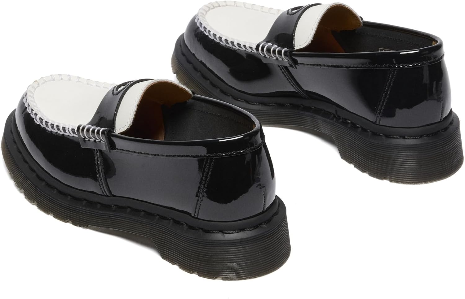 Dr. Martens Womens Penton Heart BlackWhite