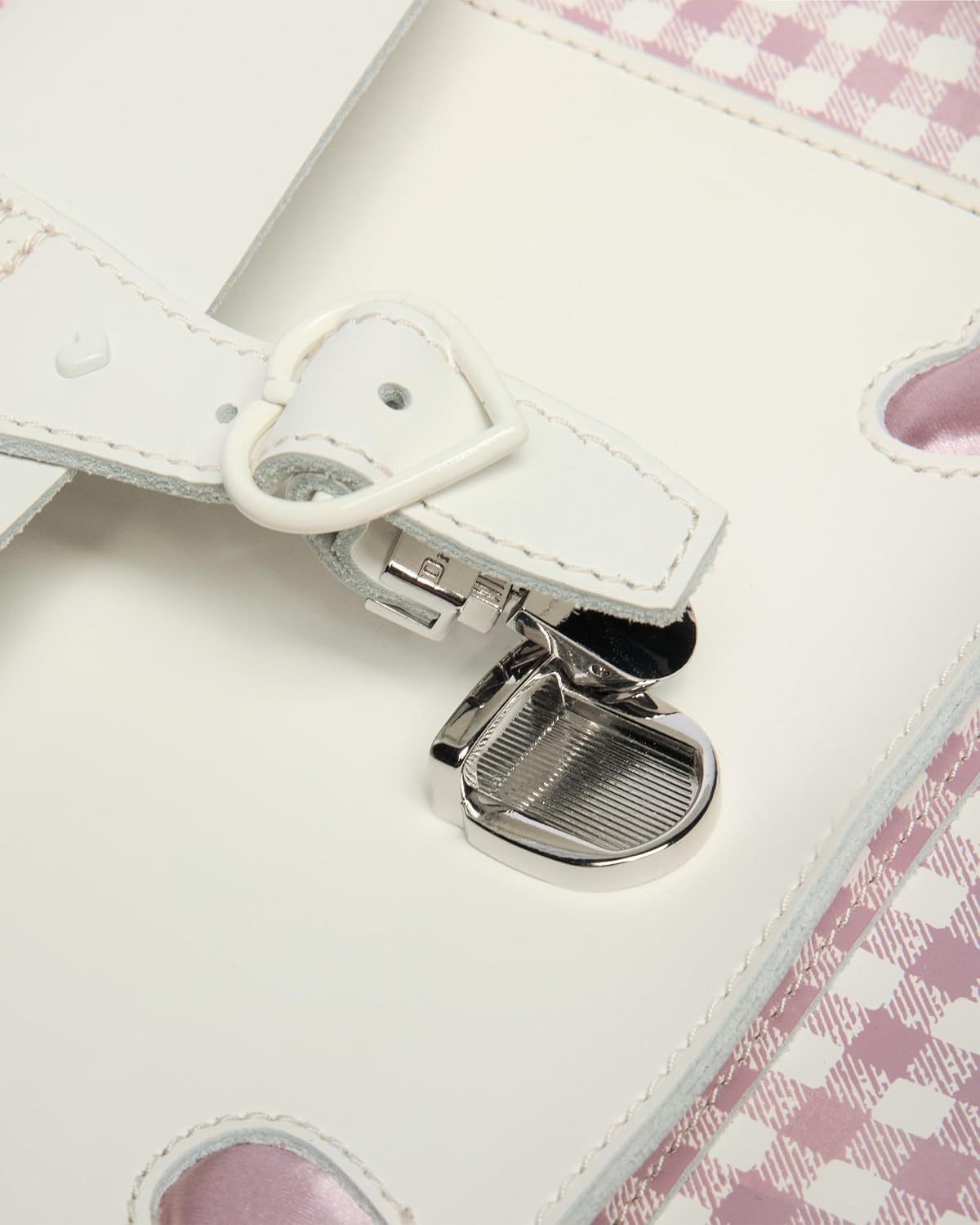Dr. Martens unisex-adult Heart Backpack White+dusty Rose Smooth Gingham Print